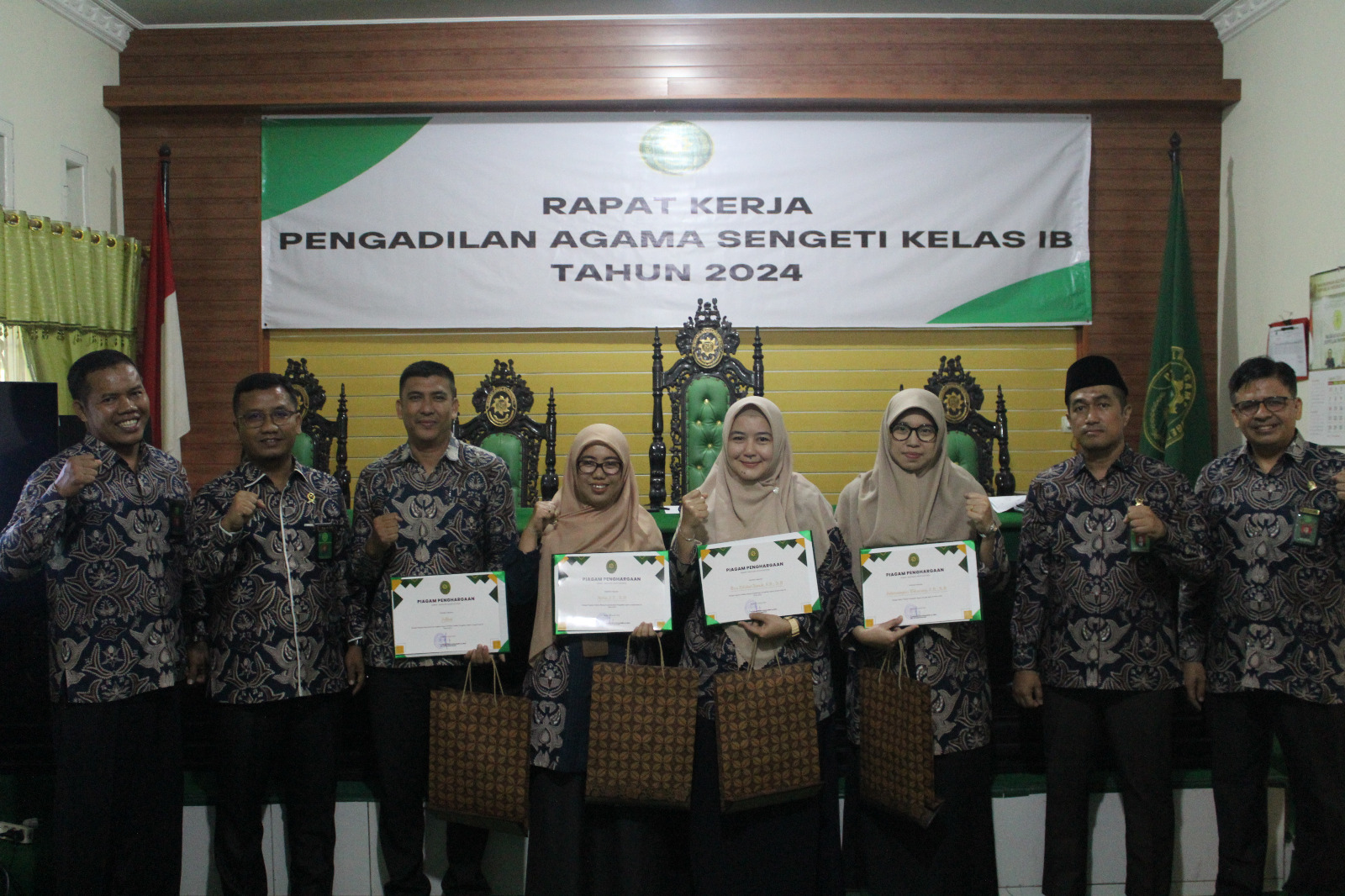 5db3d293d0a94b7486f14c681342d080