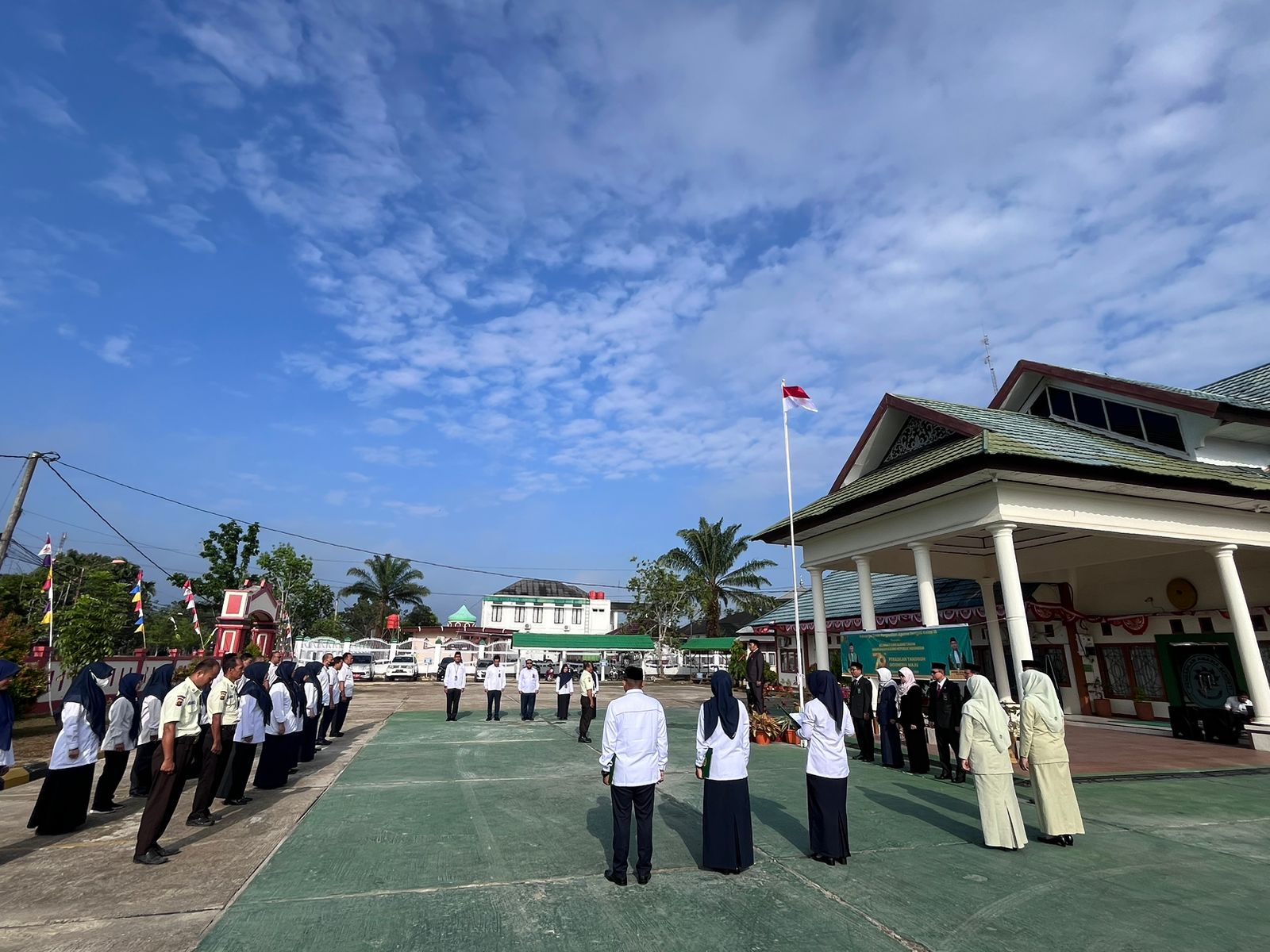 Upacara HUT MARI 2024.b