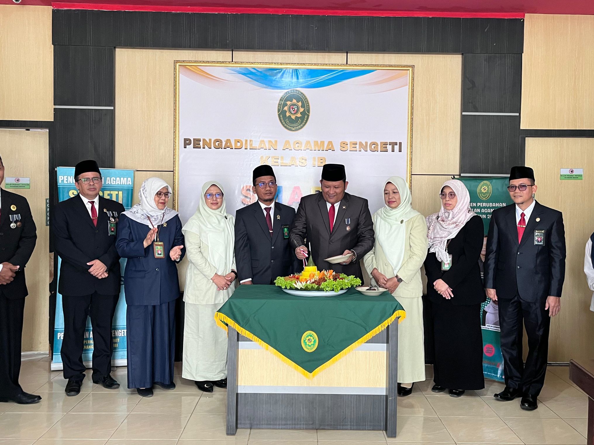 Upacara HUT MARI 2024.c